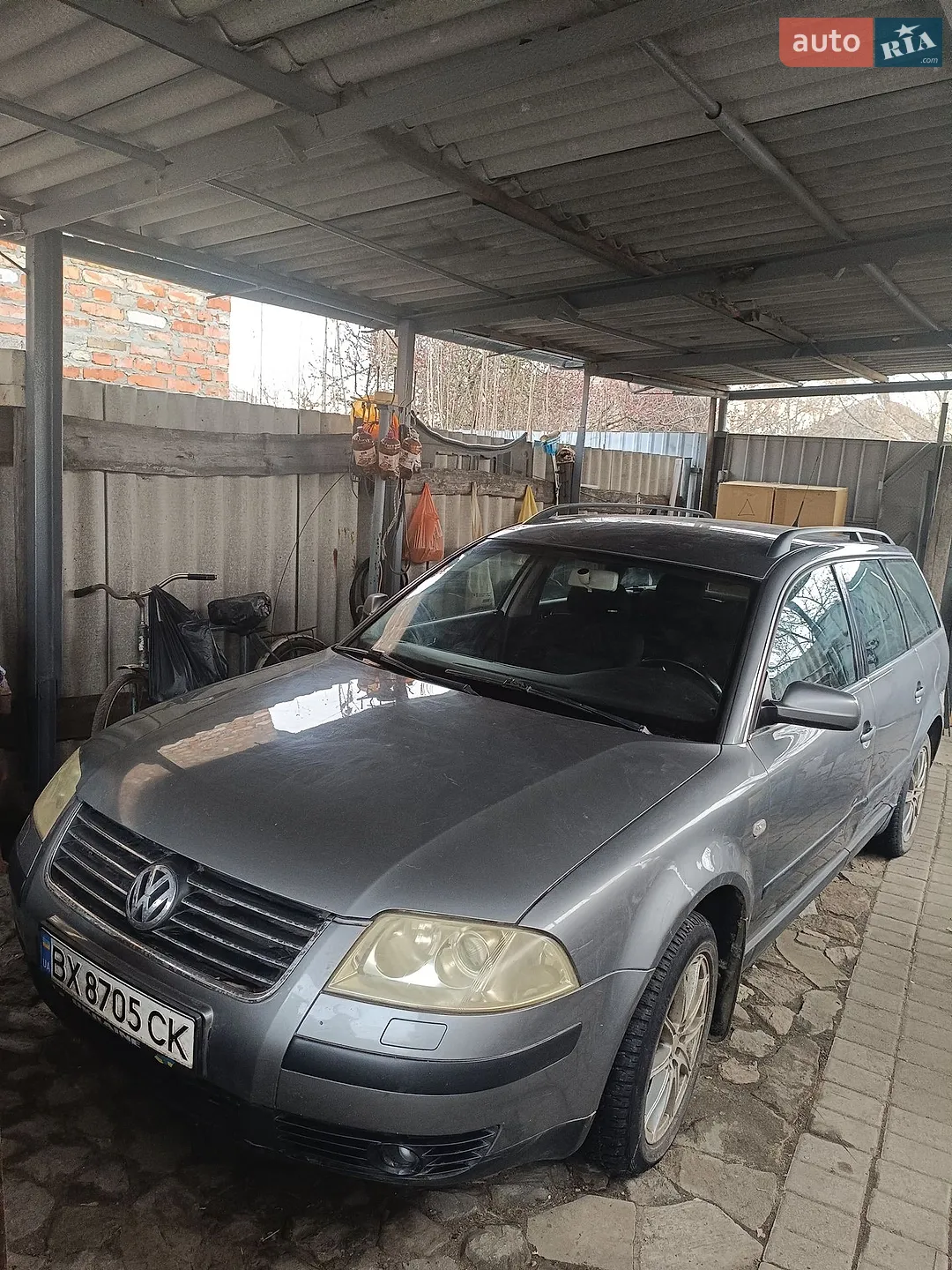 Volkswagen Passat, 2001