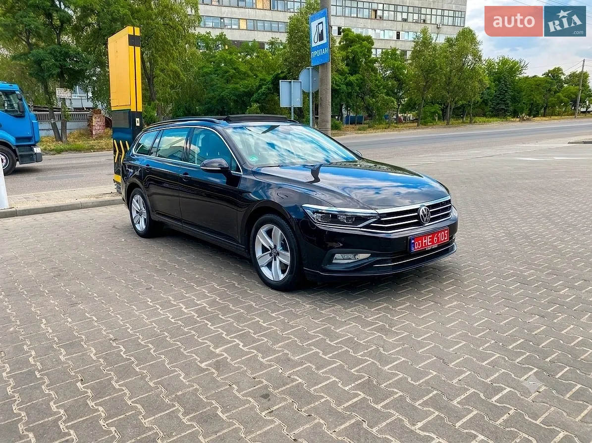 Volkswagen Passat, 2021