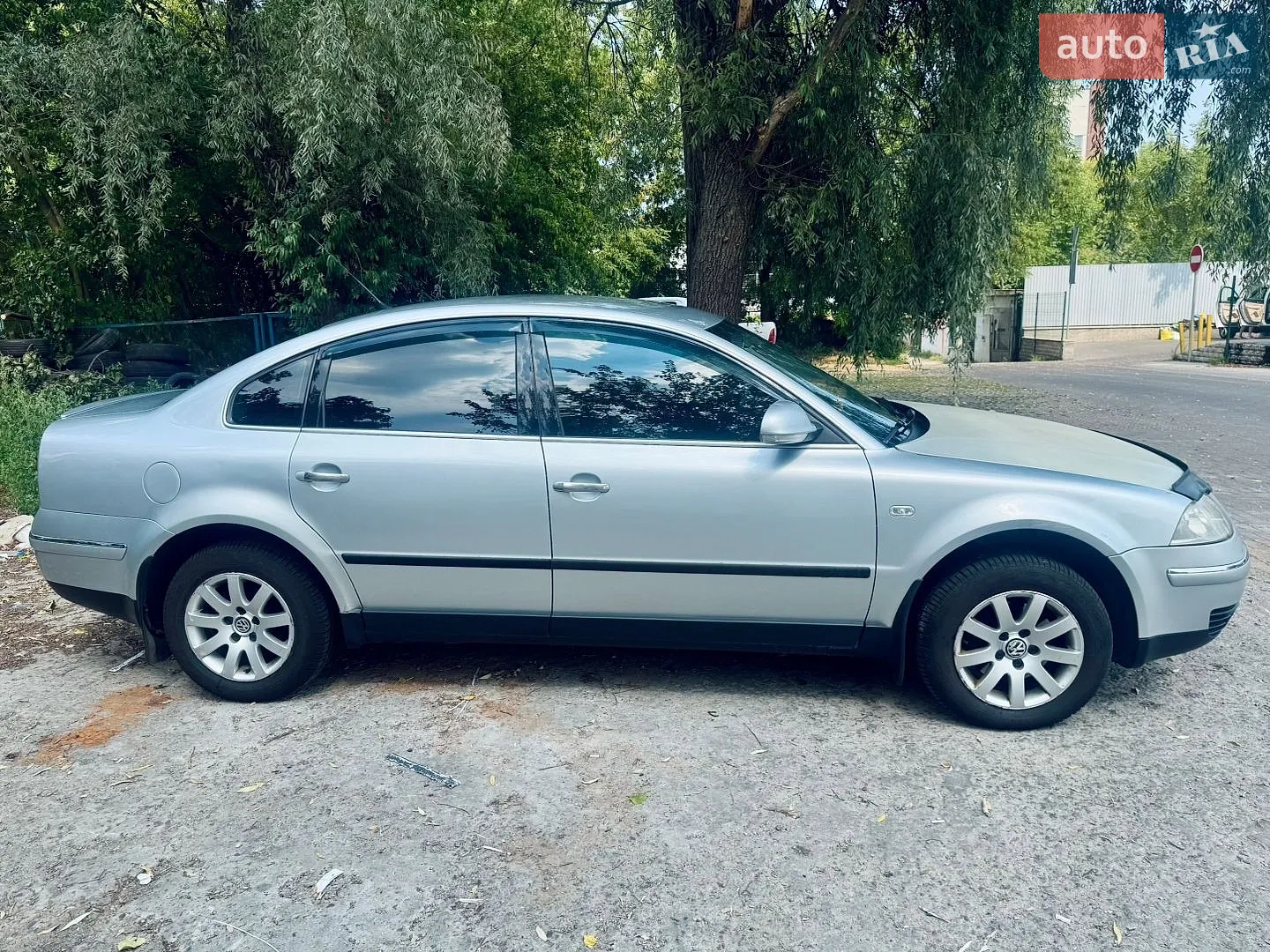 Volkswagen Passat, 2002