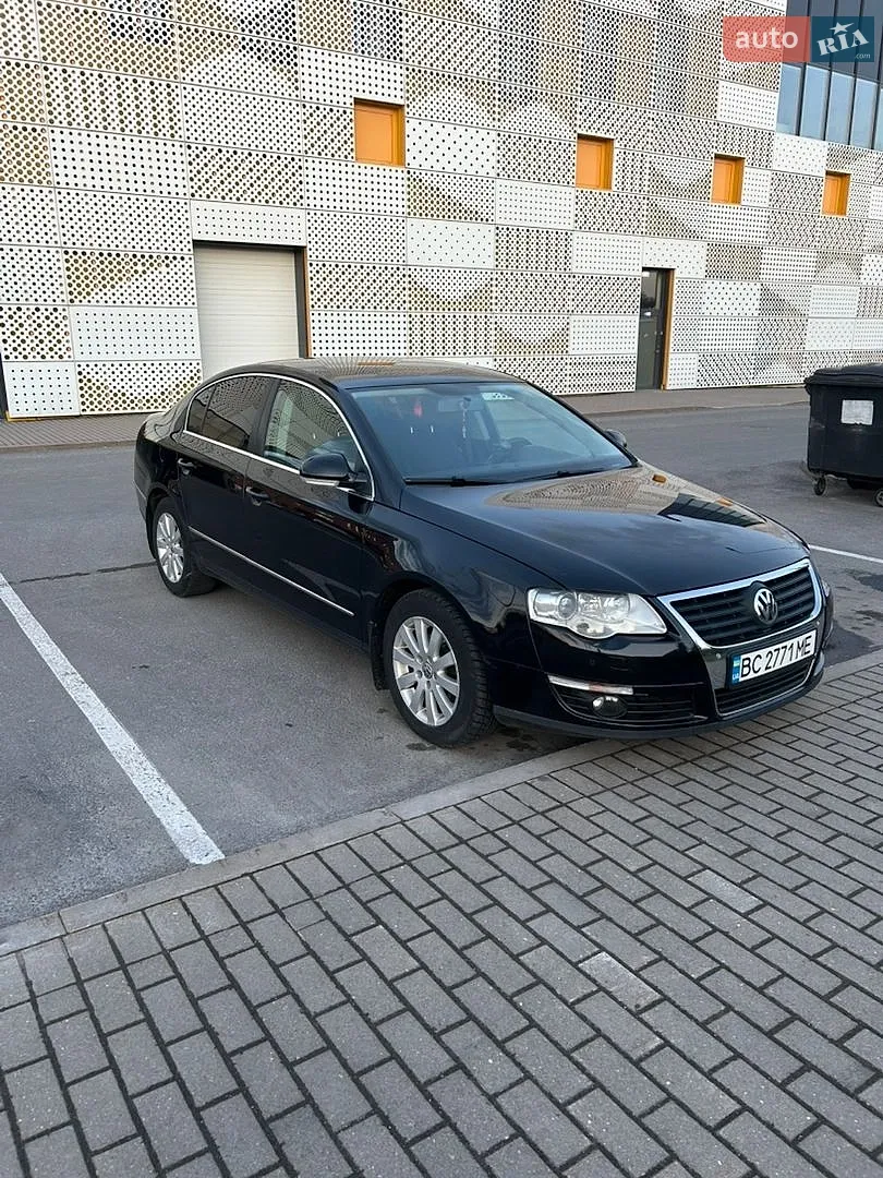 Volkswagen Passat, 2010