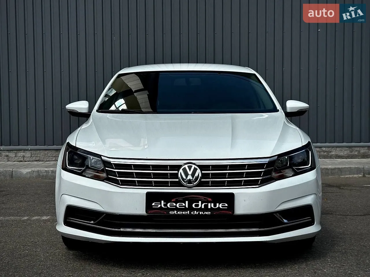 Volkswagen Passat, 2016