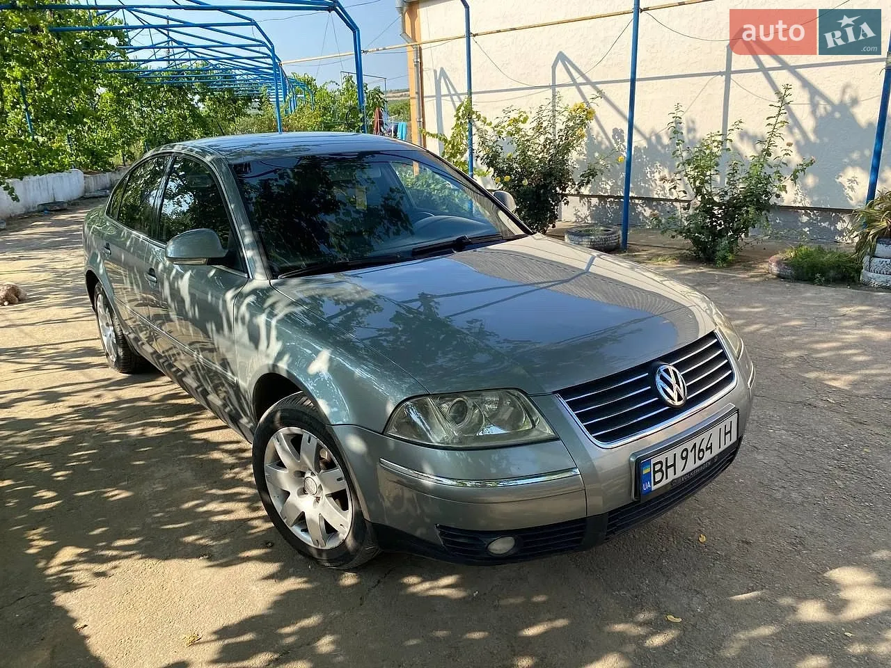 Volkswagen Passat, 2005