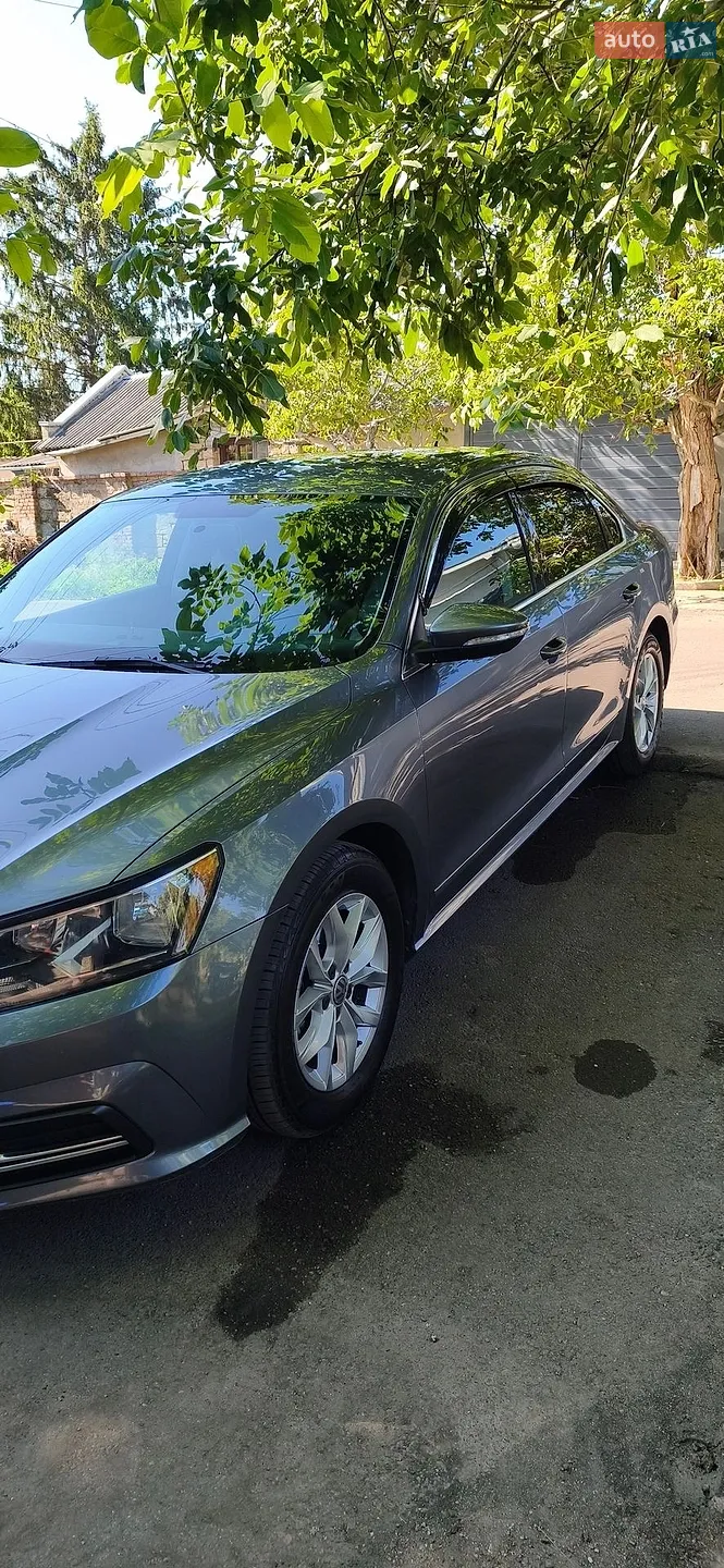 Volkswagen Passat, 2016