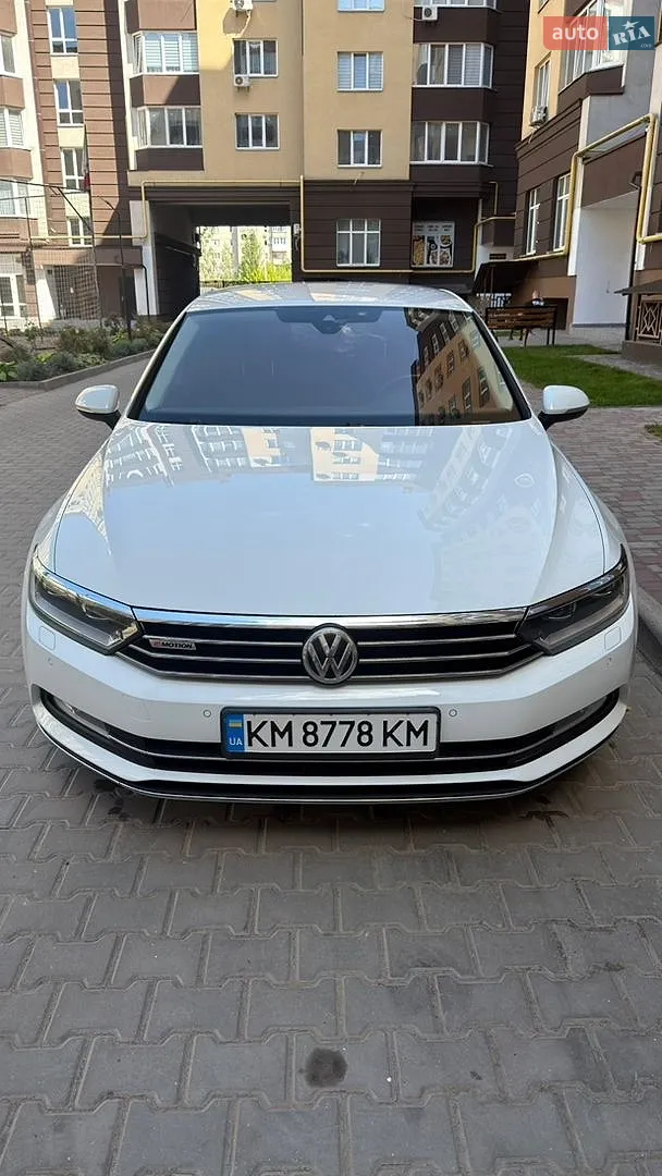 Volkswagen Passat, 2015