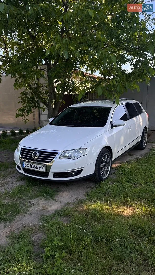 Volkswagen Passat, 2010