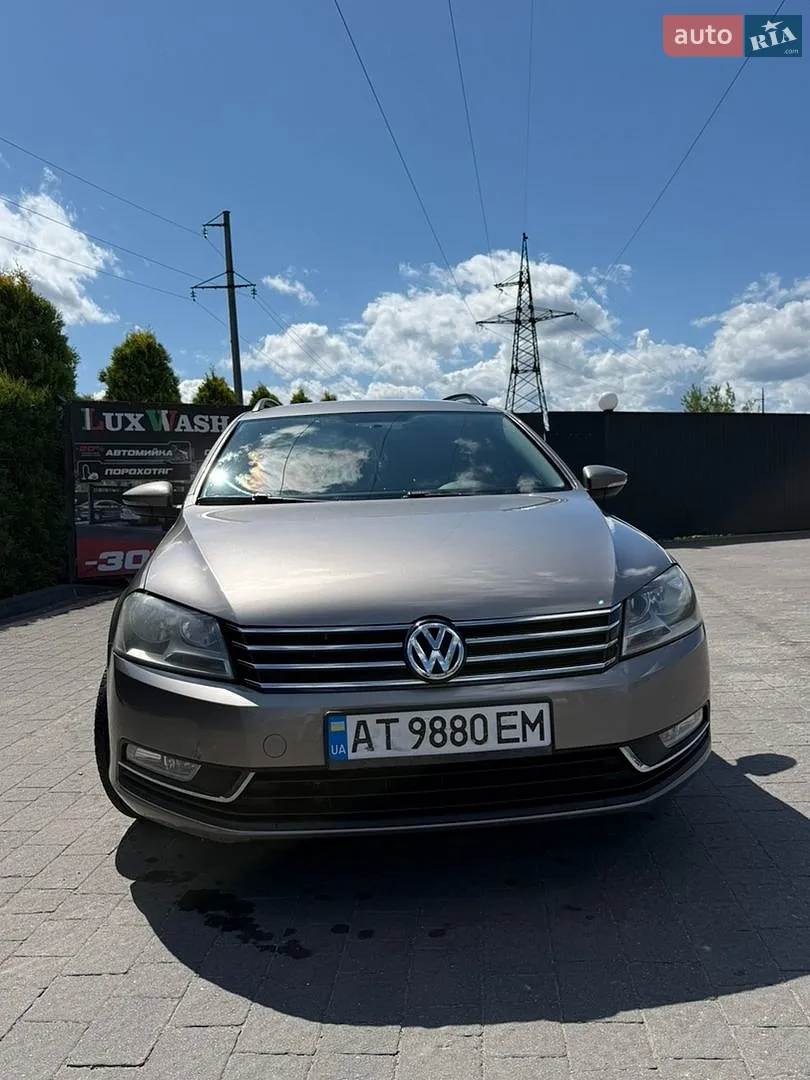 Volkswagen Passat, 2011