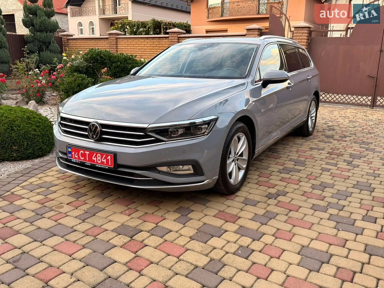Volkswagen Passat, 2022