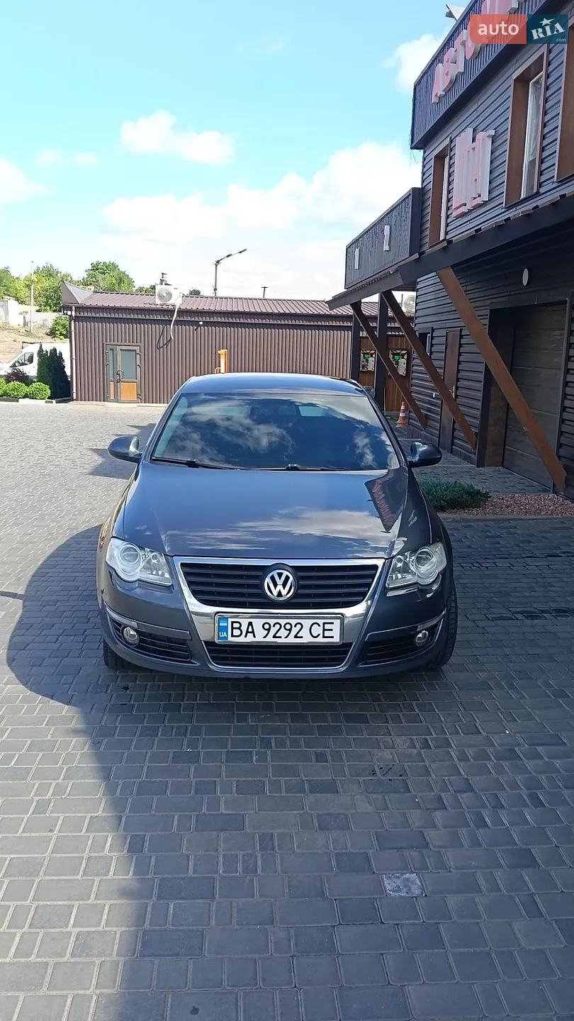 Volkswagen Passat, 2010