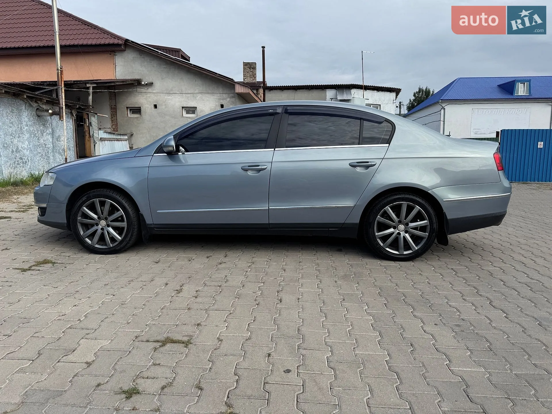 Volkswagen Passat, 2010