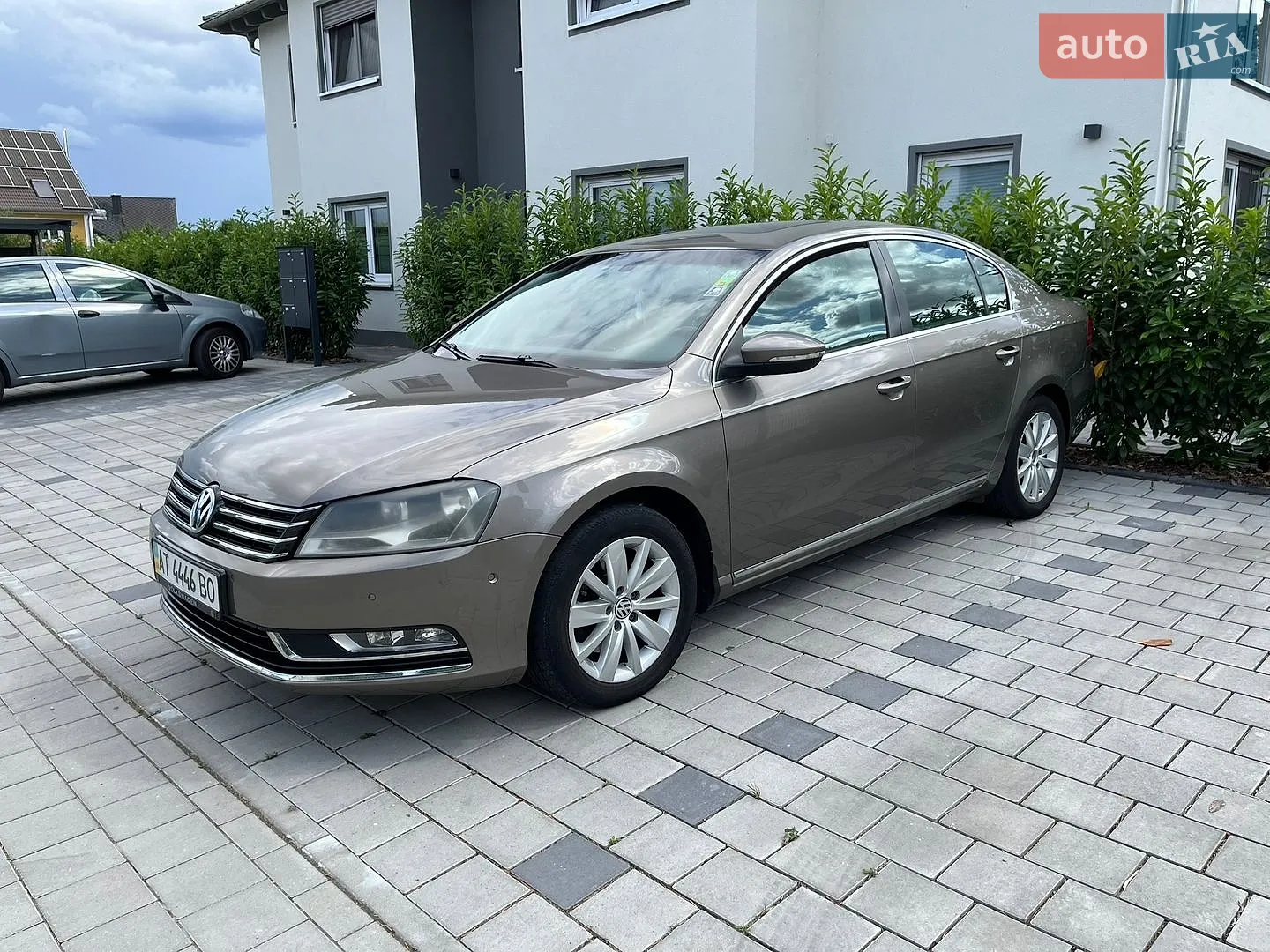 Volkswagen Passat, 2010