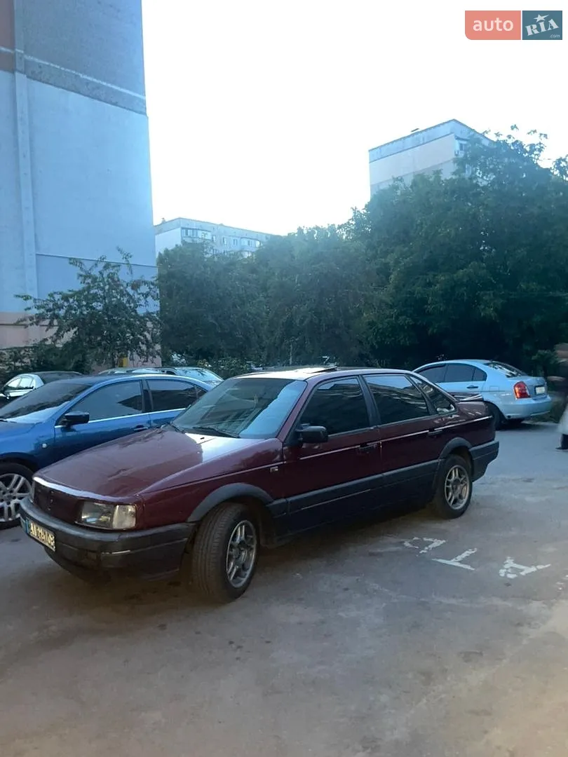 Volkswagen Passat, 1993