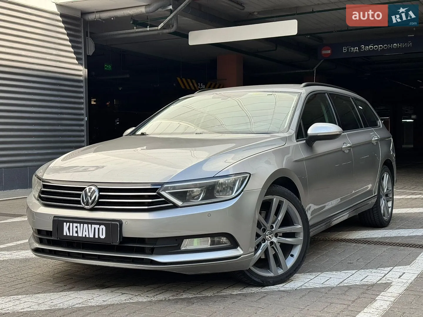 Volkswagen Passat, 2016