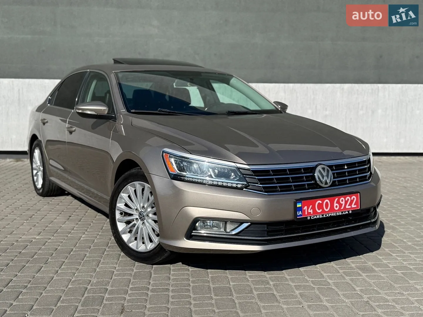 Volkswagen Passat, 2016