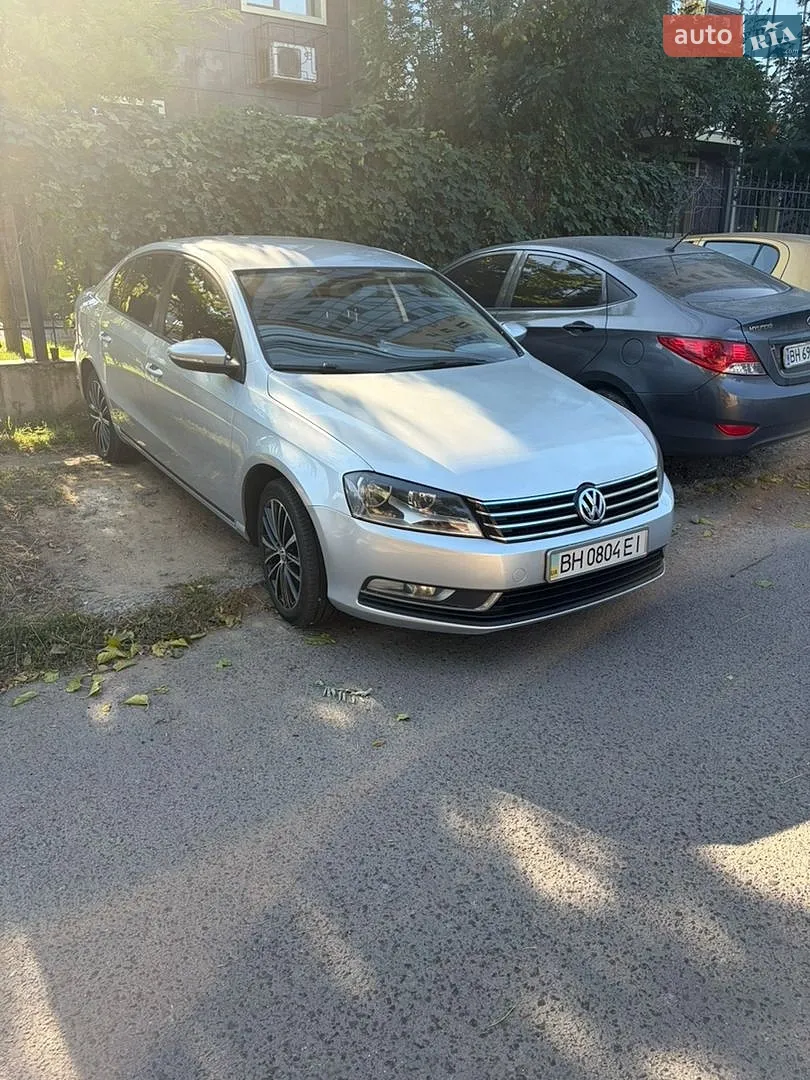 Volkswagen Passat, 2012