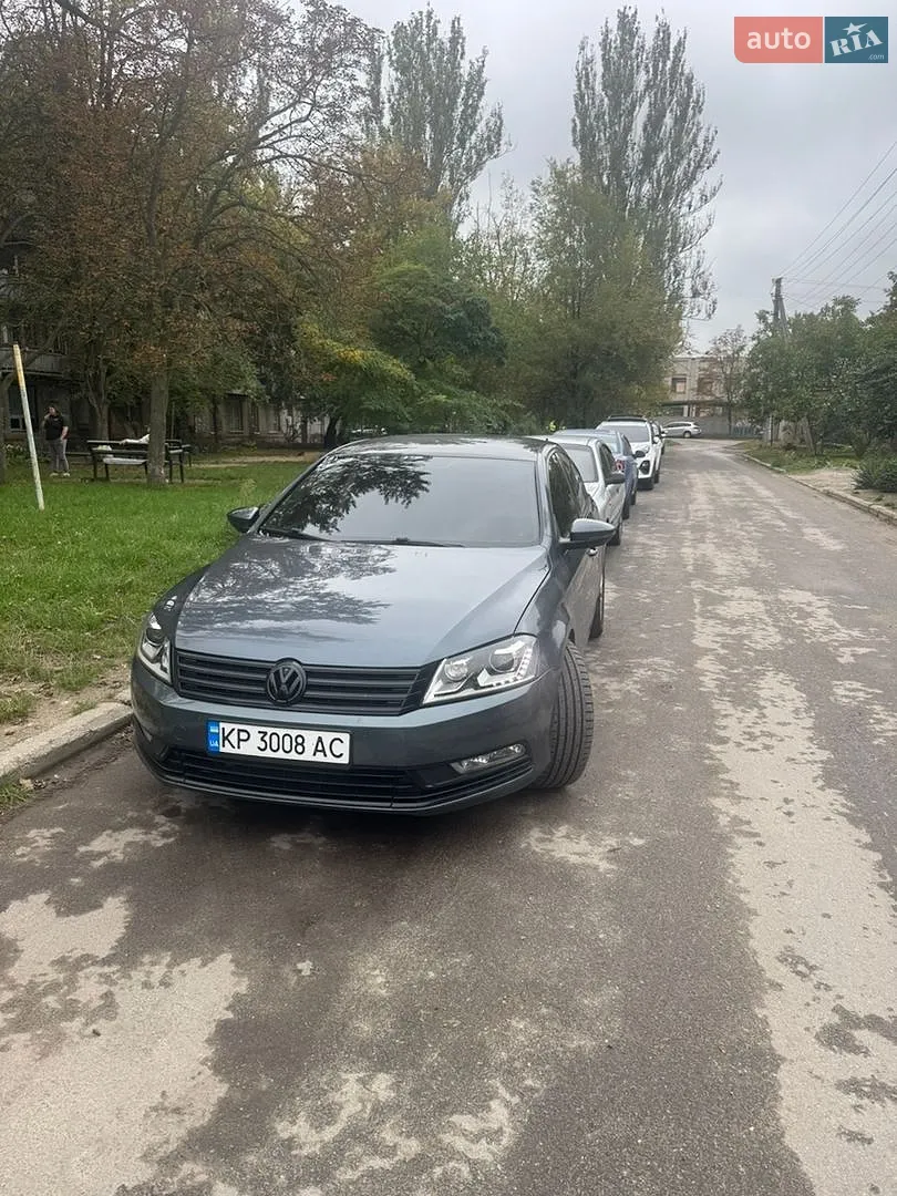 Volkswagen Passat, 2012