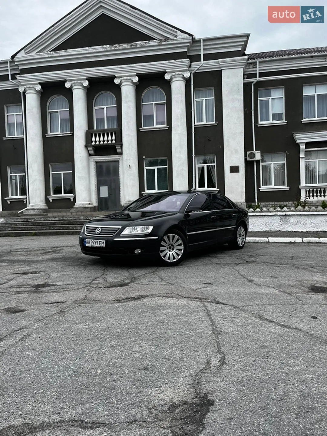 Volkswagen Phaeton, 2005