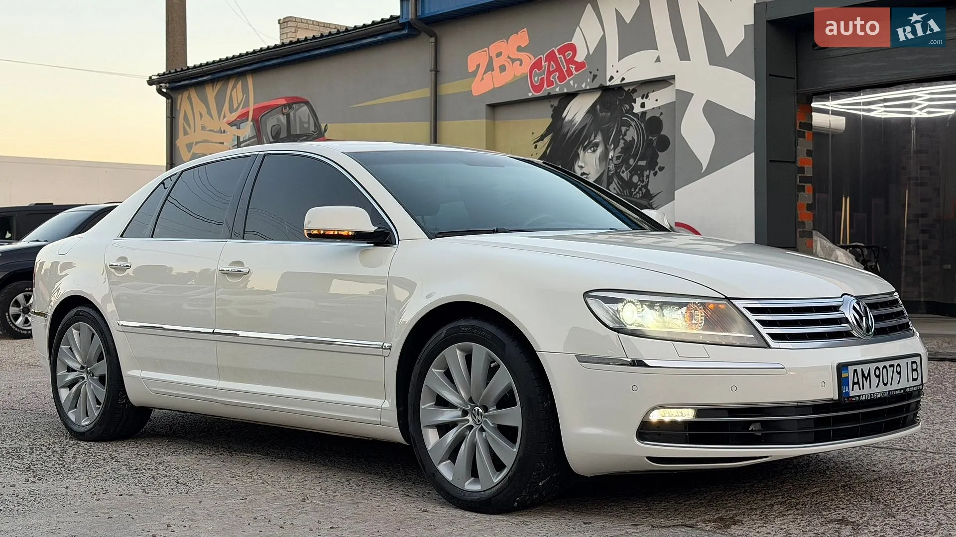 Volkswagen Phaeton, 2014
