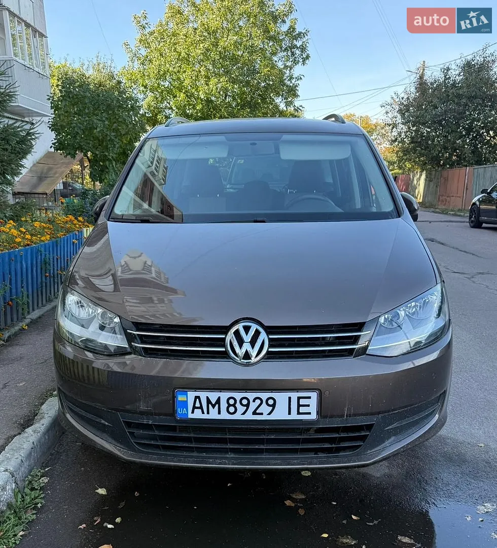 Volkswagen Sharan, 2011