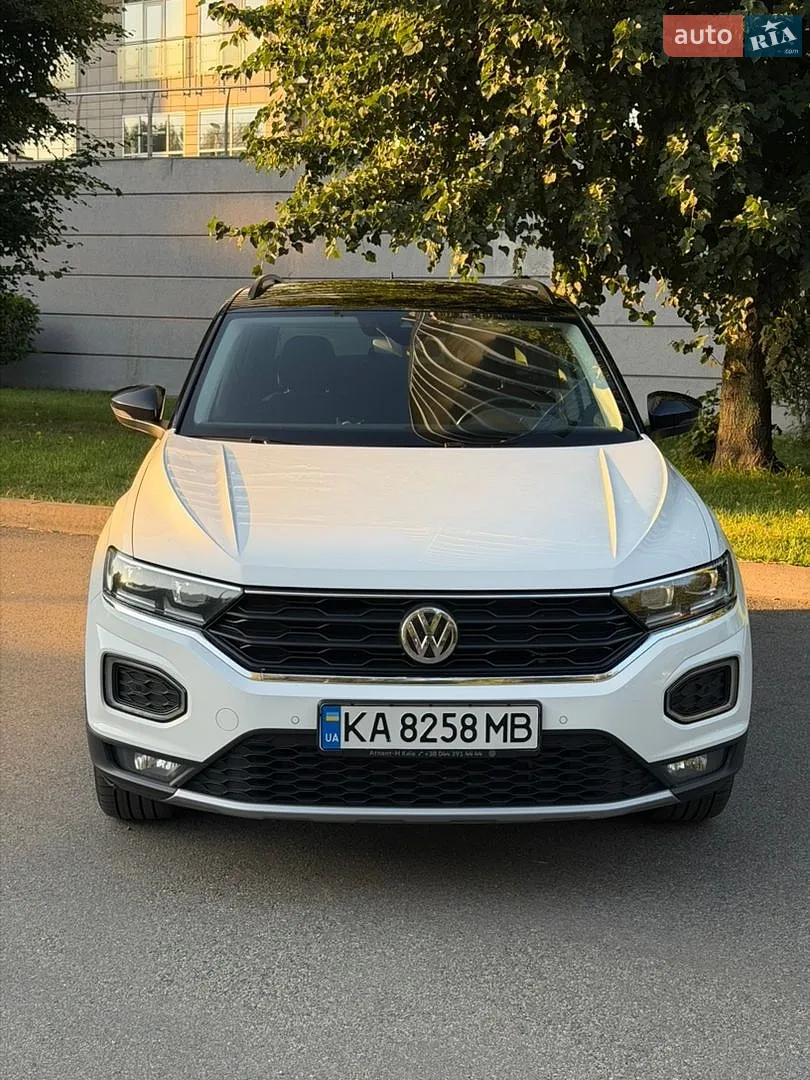 Volkswagen T-Roc, 2019