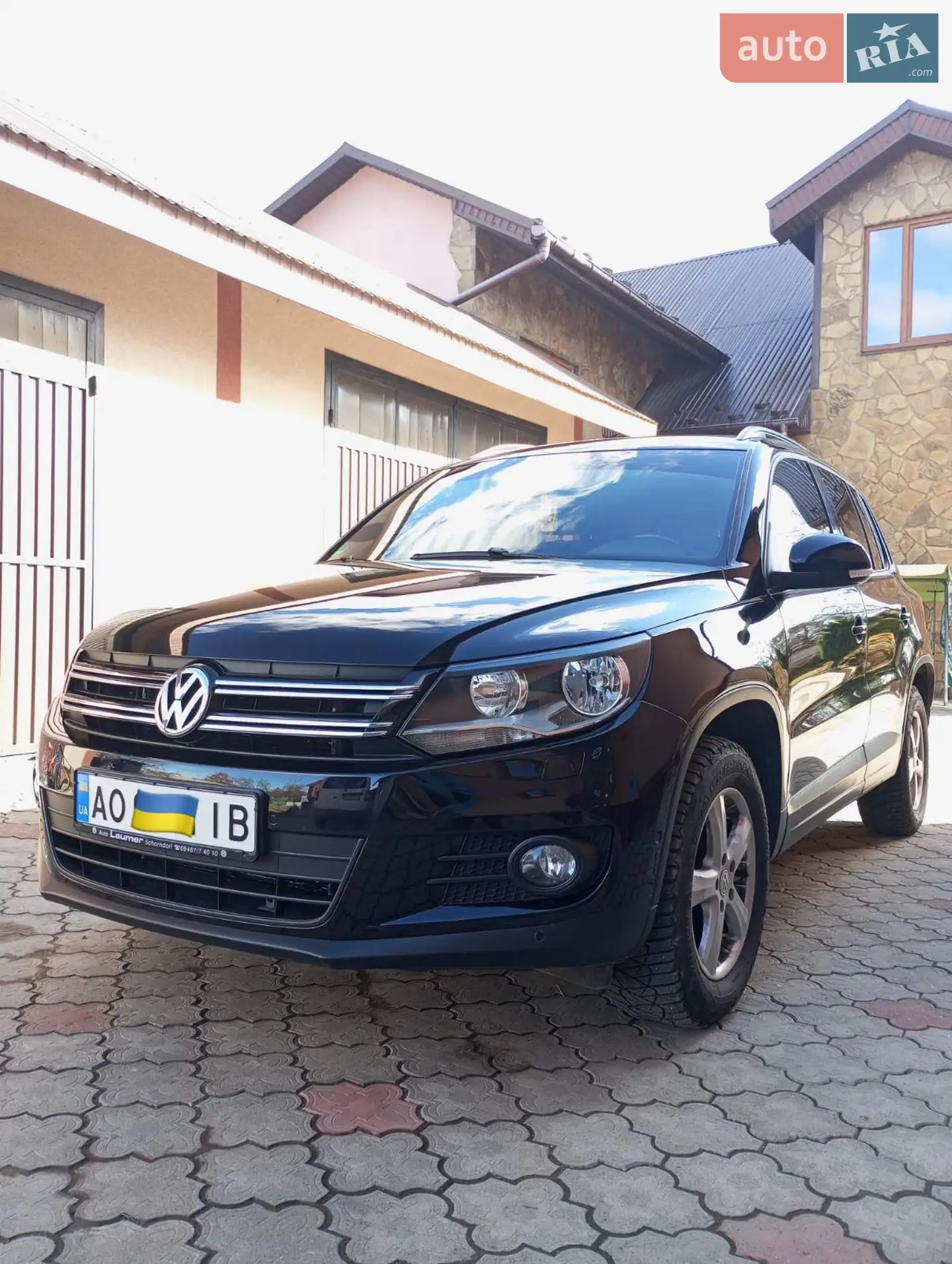 Volkswagen Tiguan, 2011