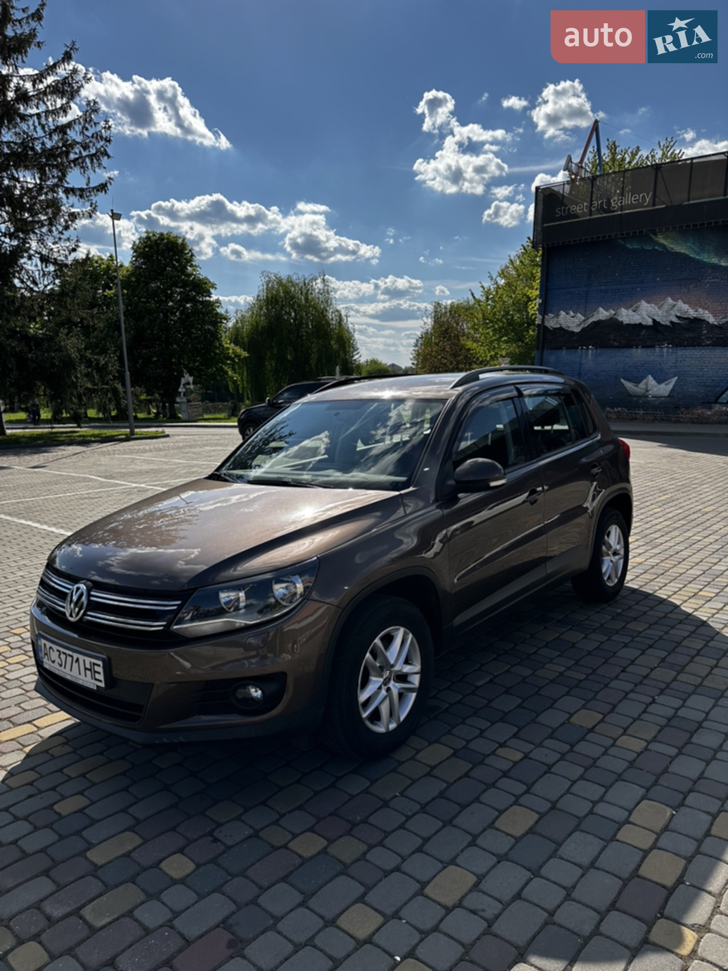Volkswagen Tiguan, 2012