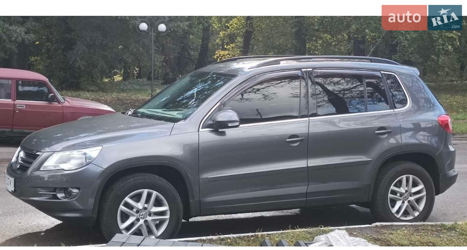 Volkswagen Tiguan, 2011