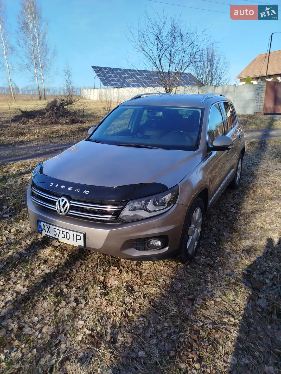 Volkswagen Tiguan, 2011