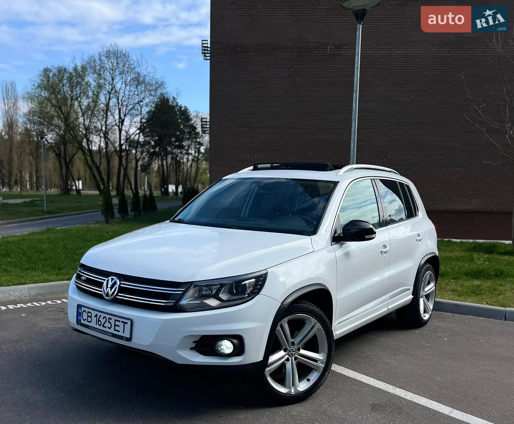 Volkswagen Tiguan, 2016