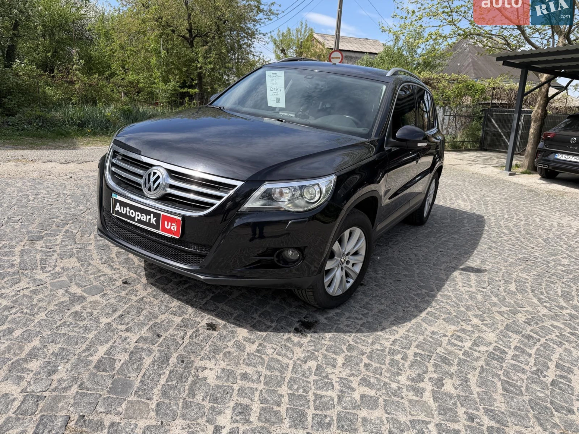 Volkswagen Tiguan, 2011
