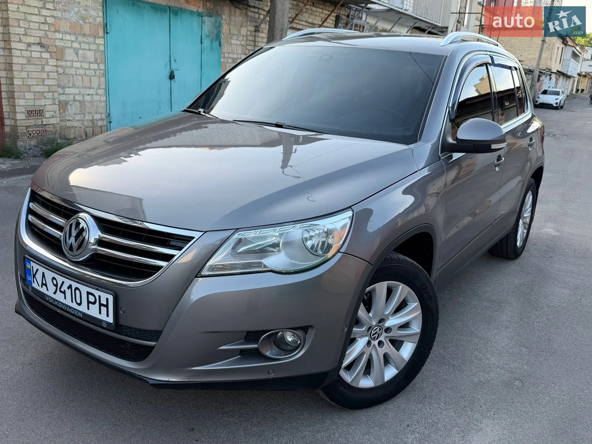 Volkswagen Tiguan, 2010