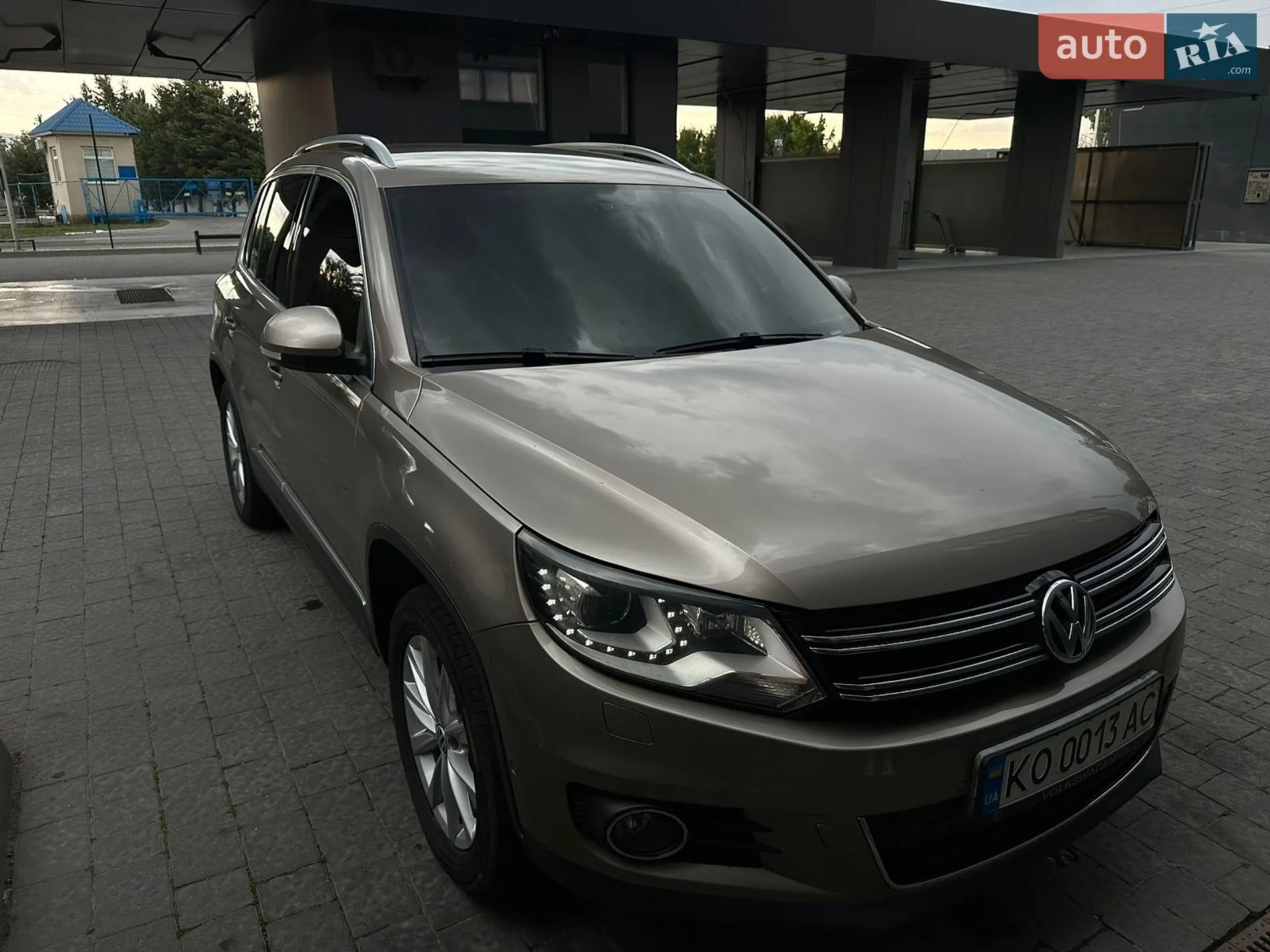 Volkswagen Tiguan, 2012