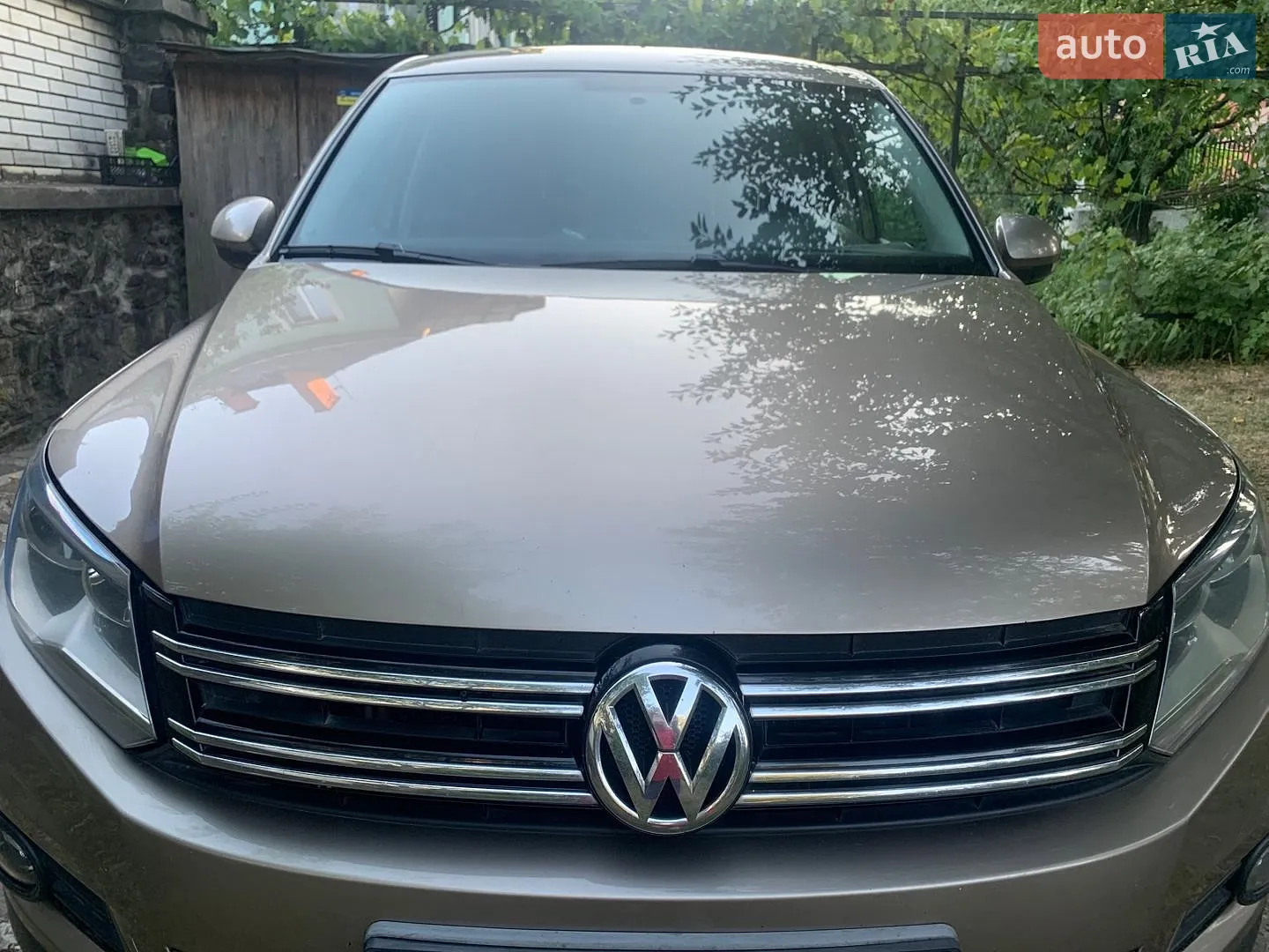 Volkswagen Tiguan, 2011