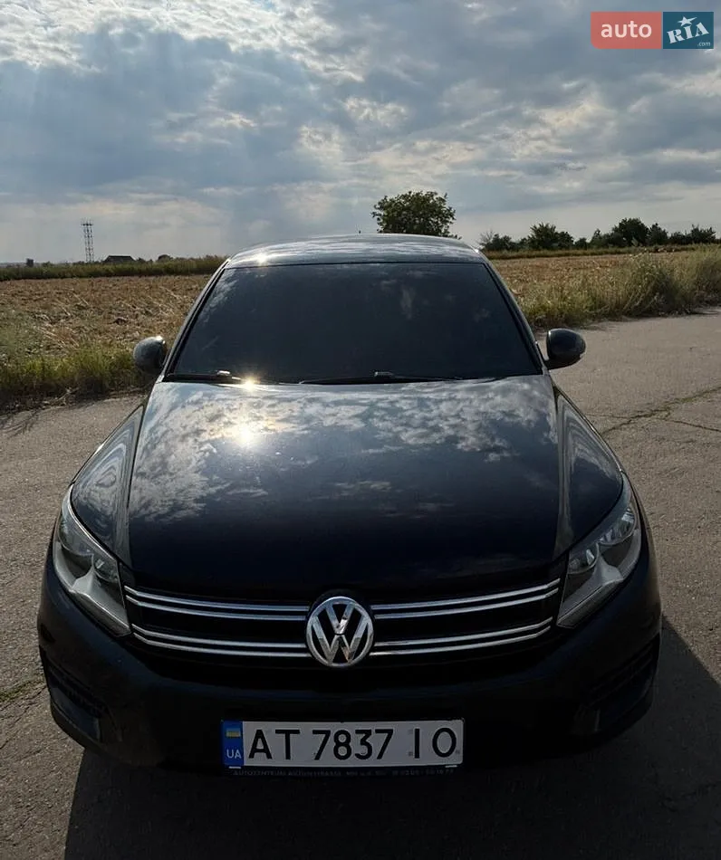 Volkswagen Tiguan, 2012