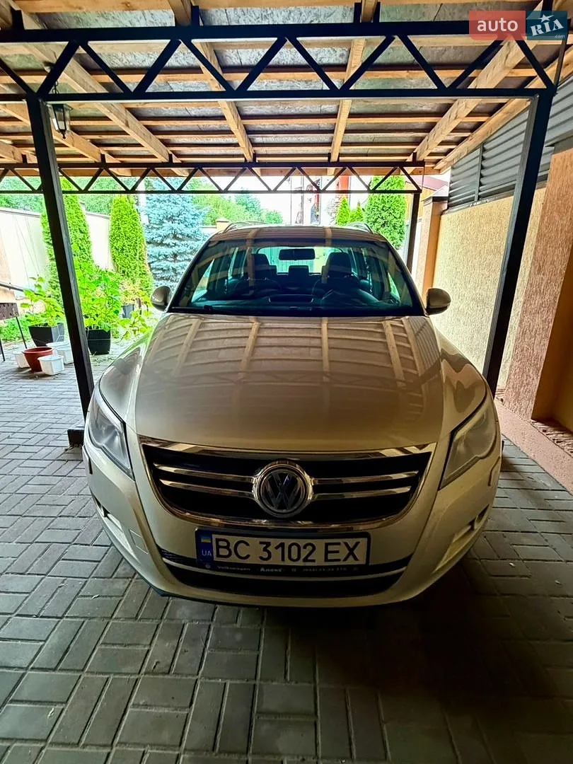 Volkswagen Tiguan, 2010