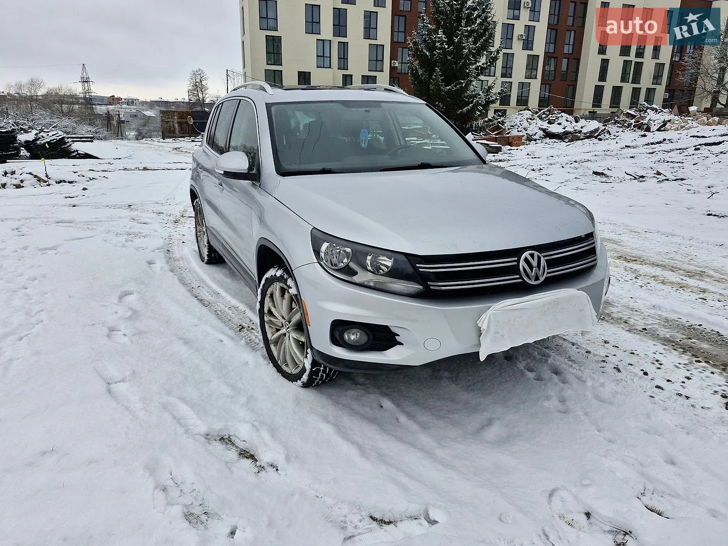 Volkswagen Tiguan, 2012