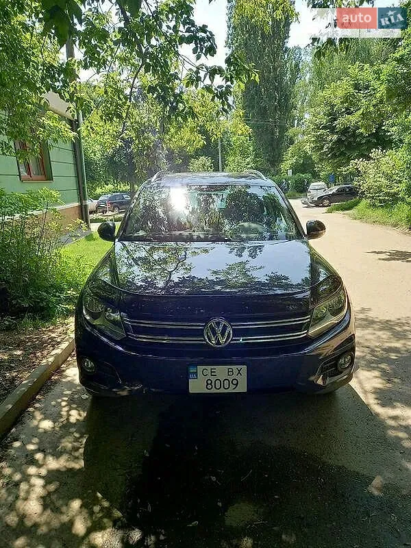 Volkswagen Tiguan, 2011