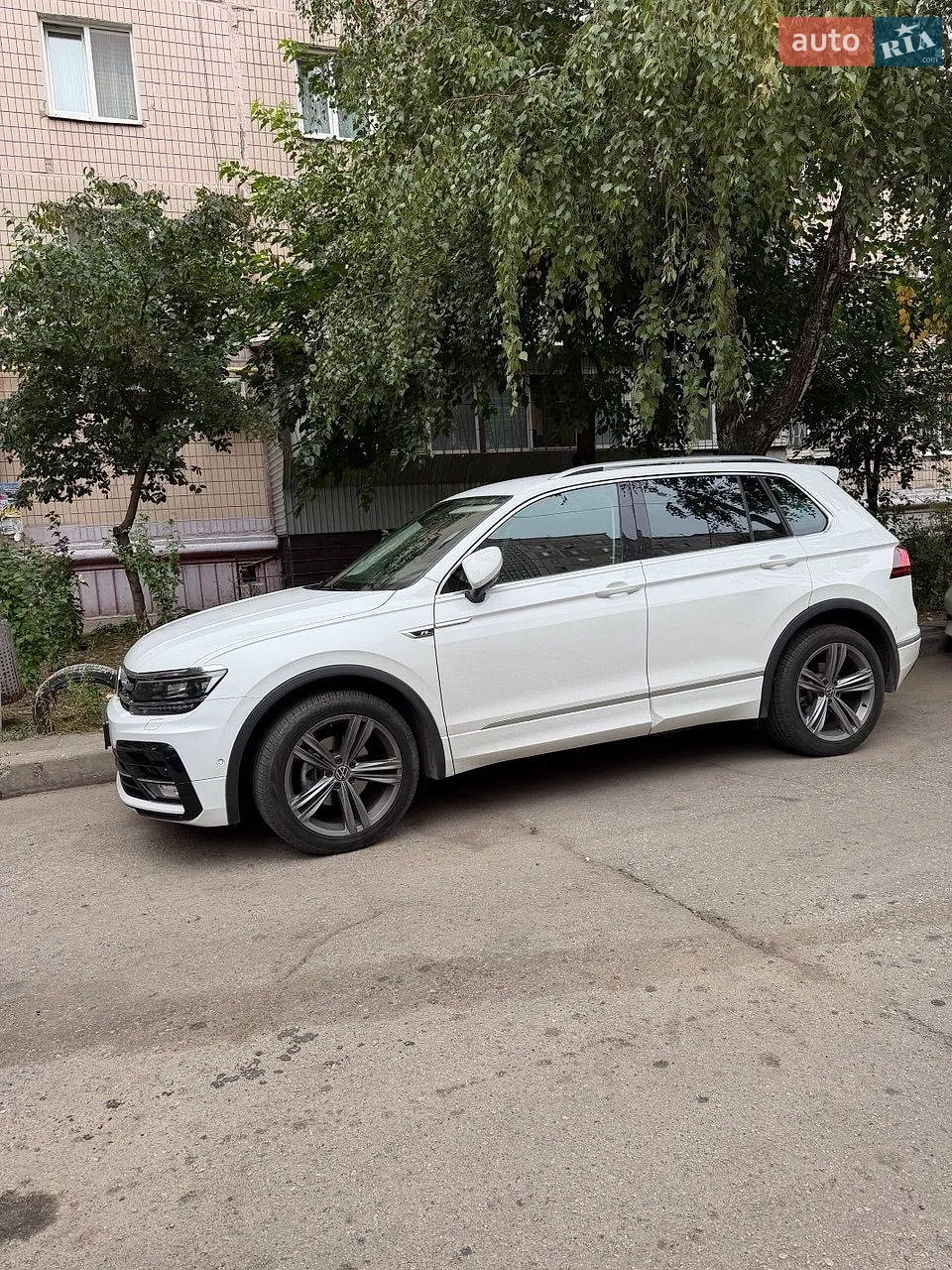Volkswagen Tiguan, 2020