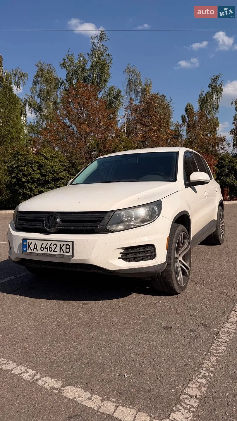 Volkswagen Tiguan, 2012