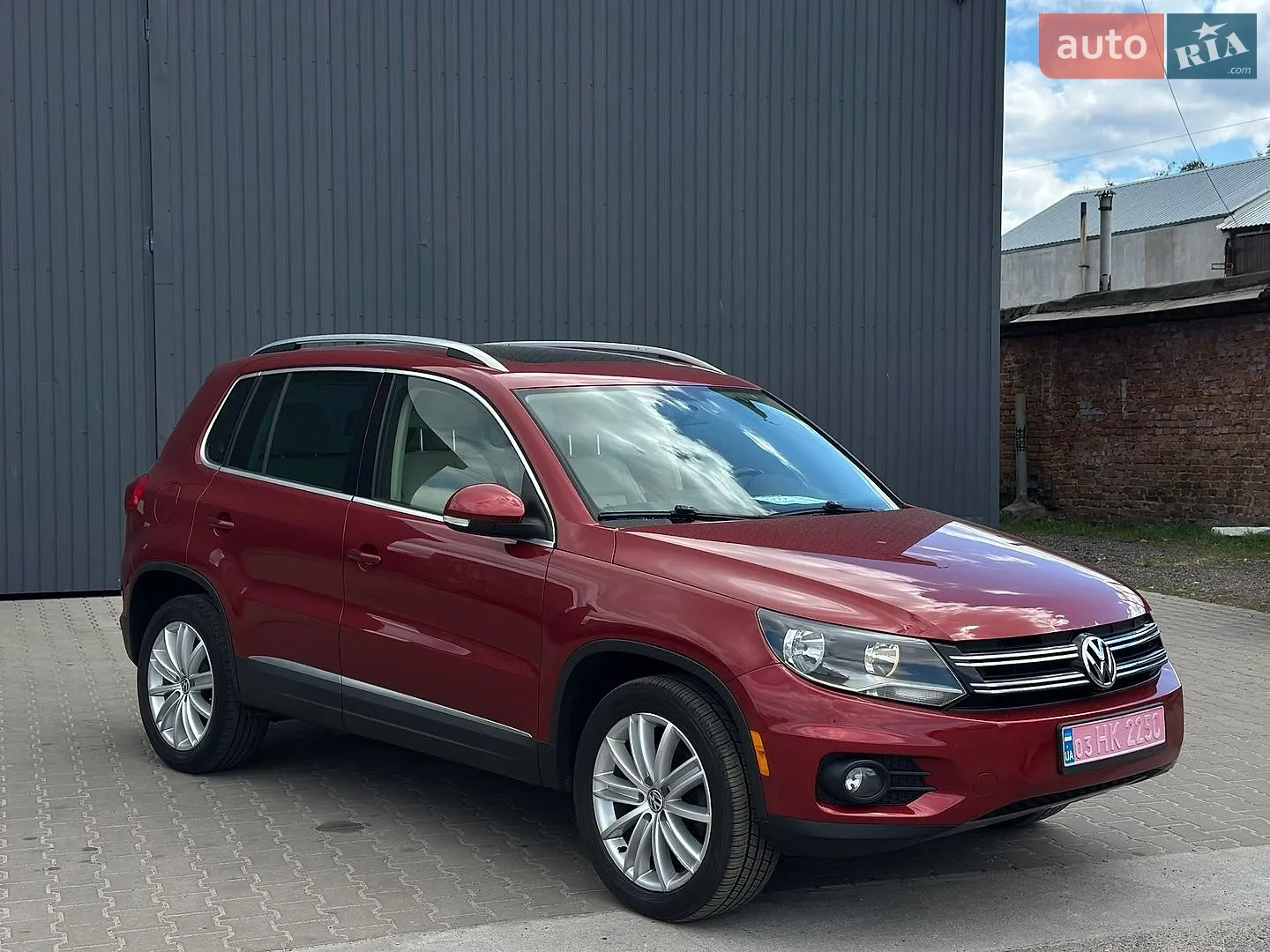 Volkswagen Tiguan, 2014
