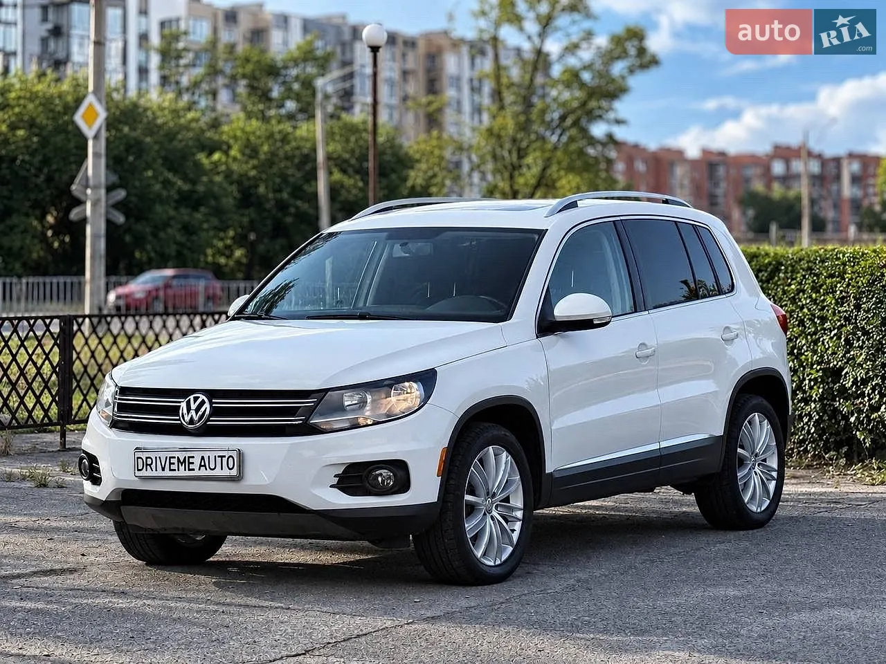 Volkswagen Tiguan, 2015