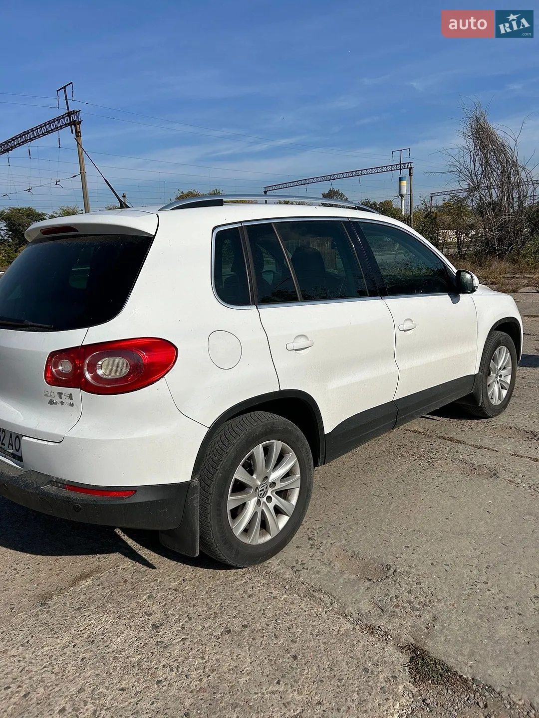 Volkswagen Tiguan, 2011
