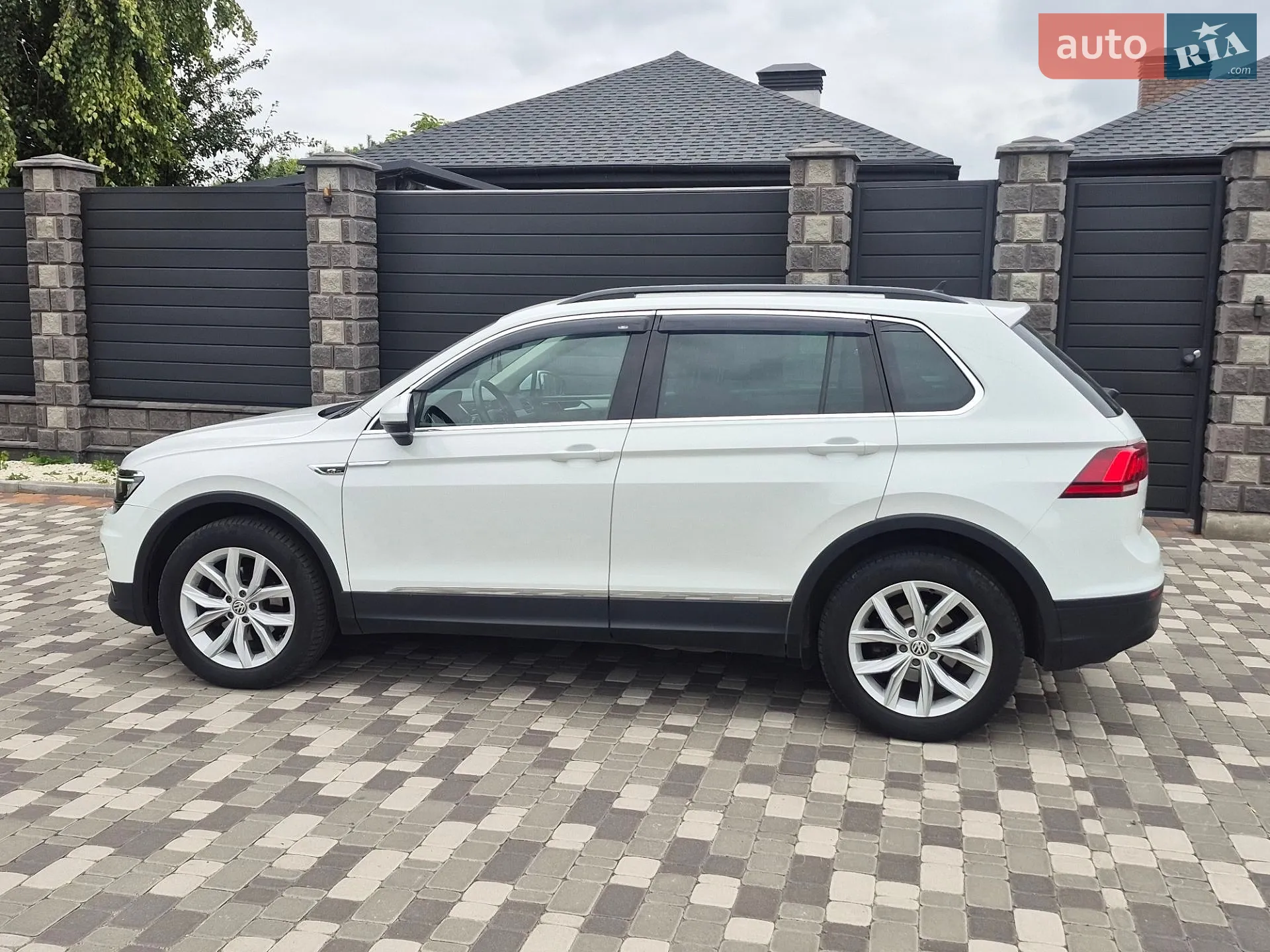 Volkswagen Tiguan, 2017