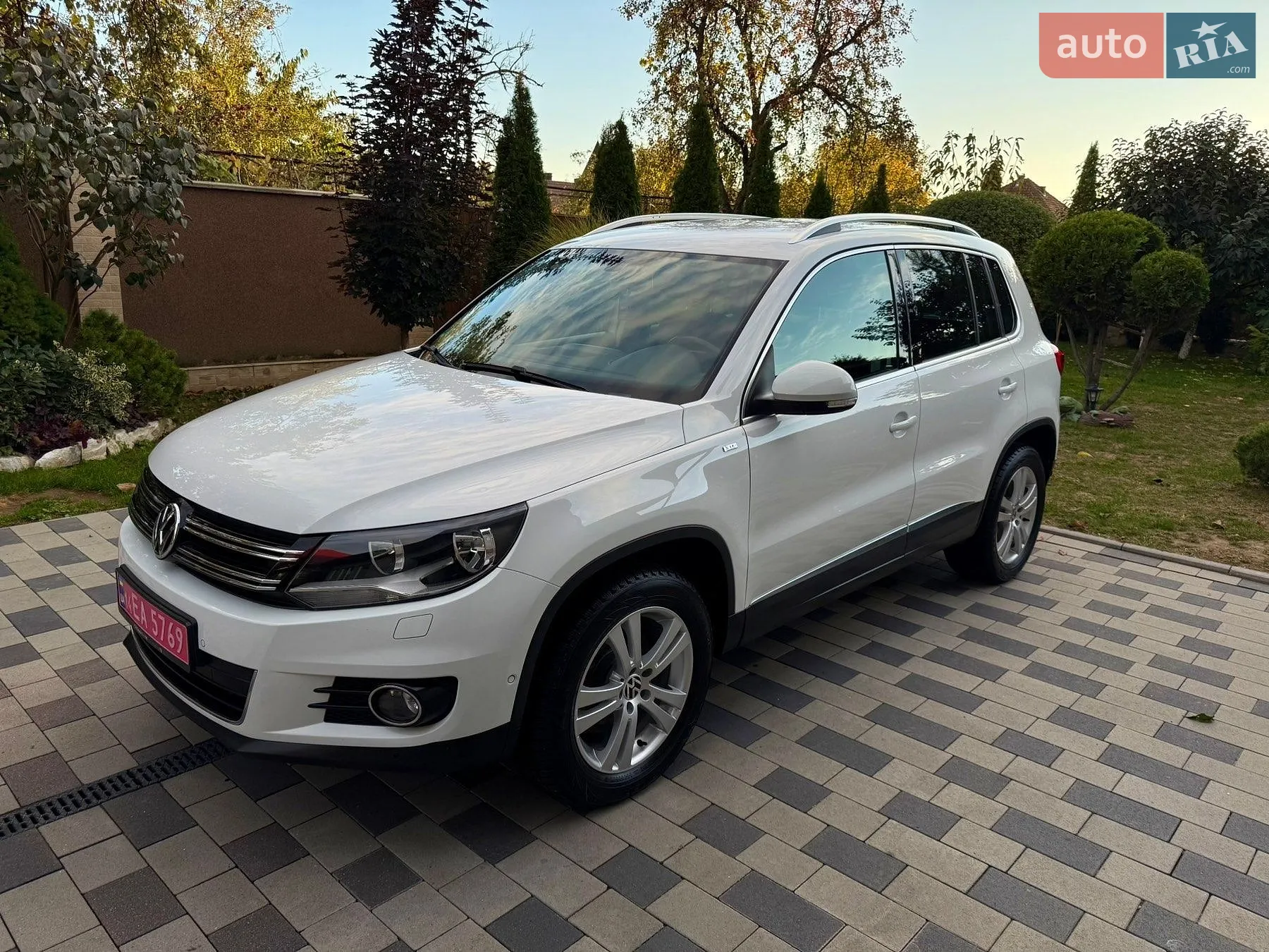 Volkswagen Tiguan, 2015