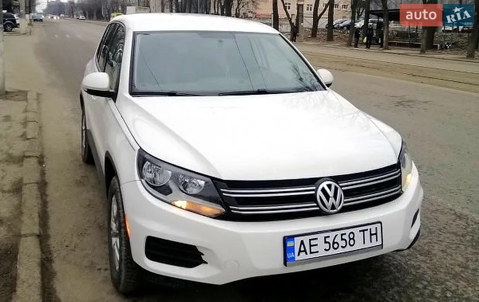 Volkswagen Tiguan, 2012