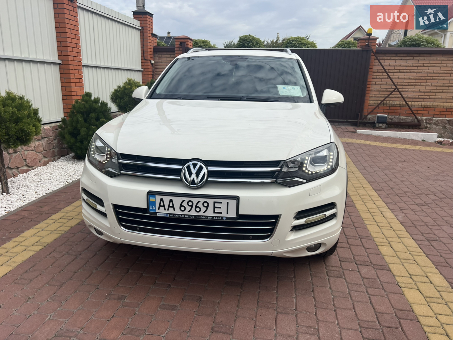 Volkswagen Touareg, 2011