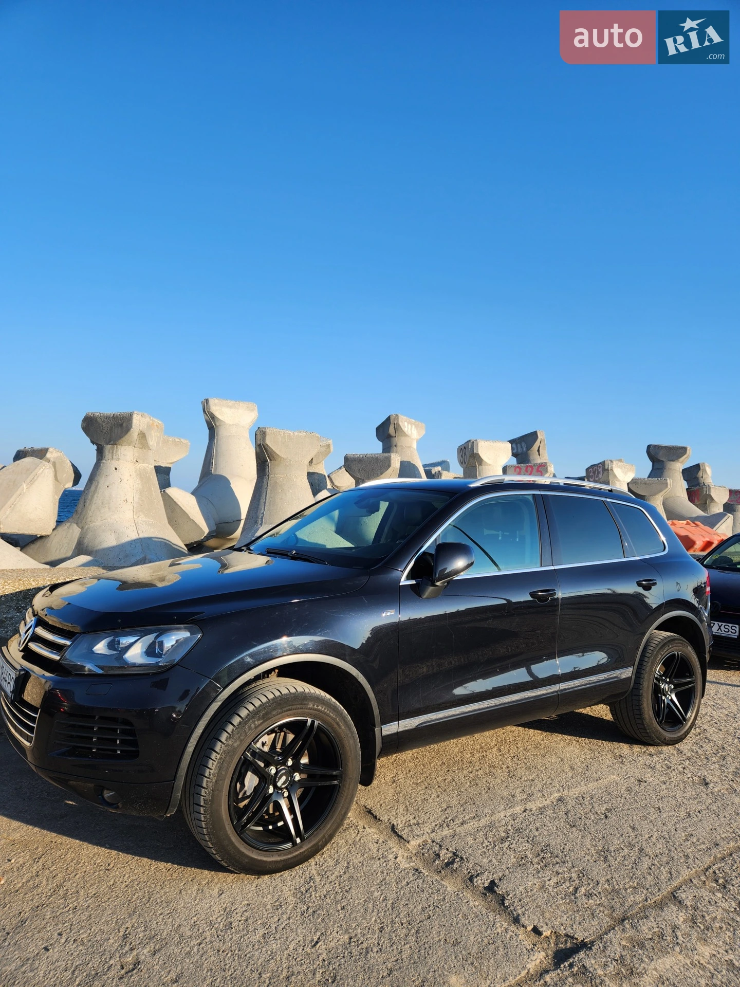 Volkswagen Touareg 2011 — 1