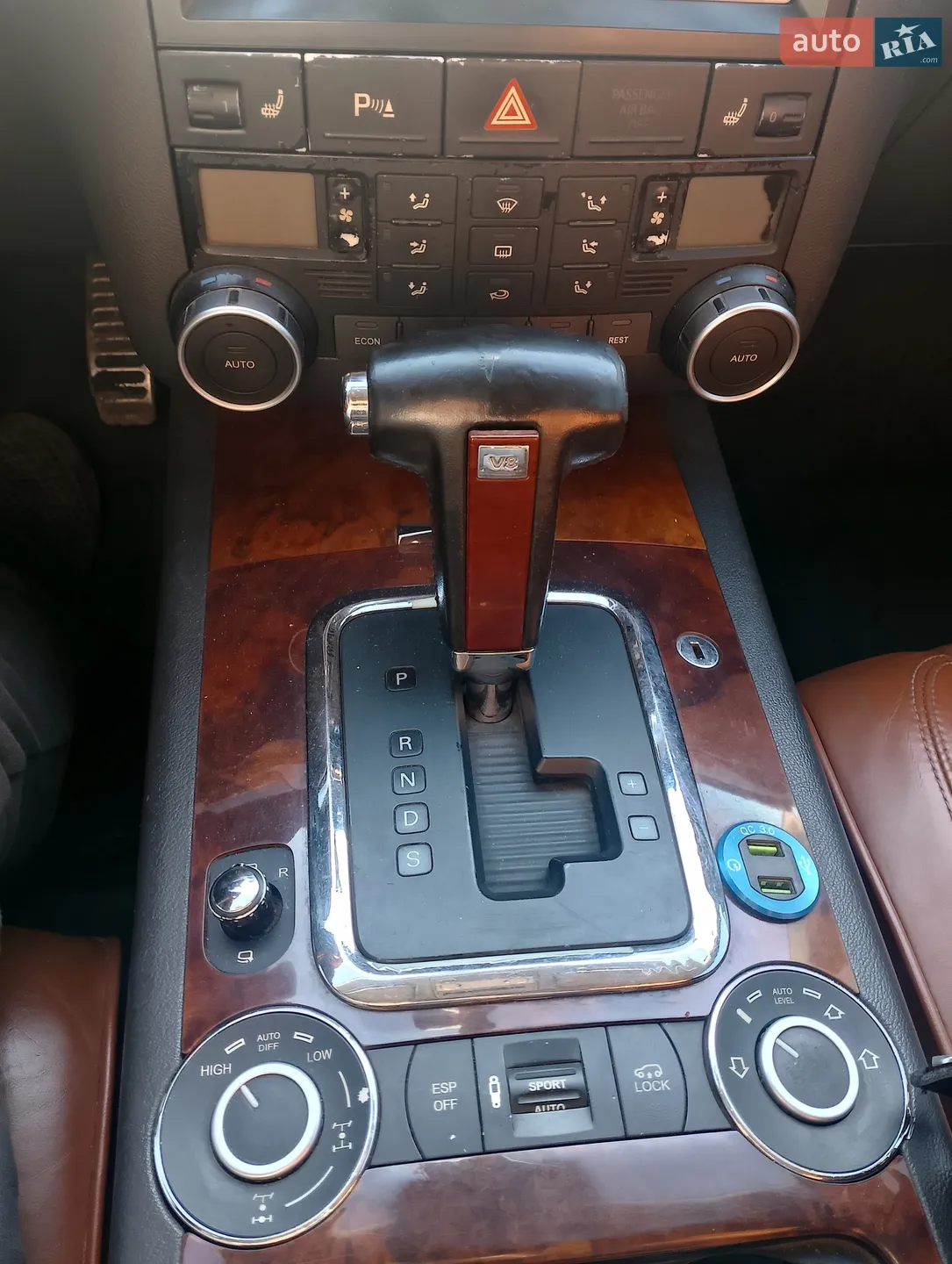 Volkswagen Touareg, 2004