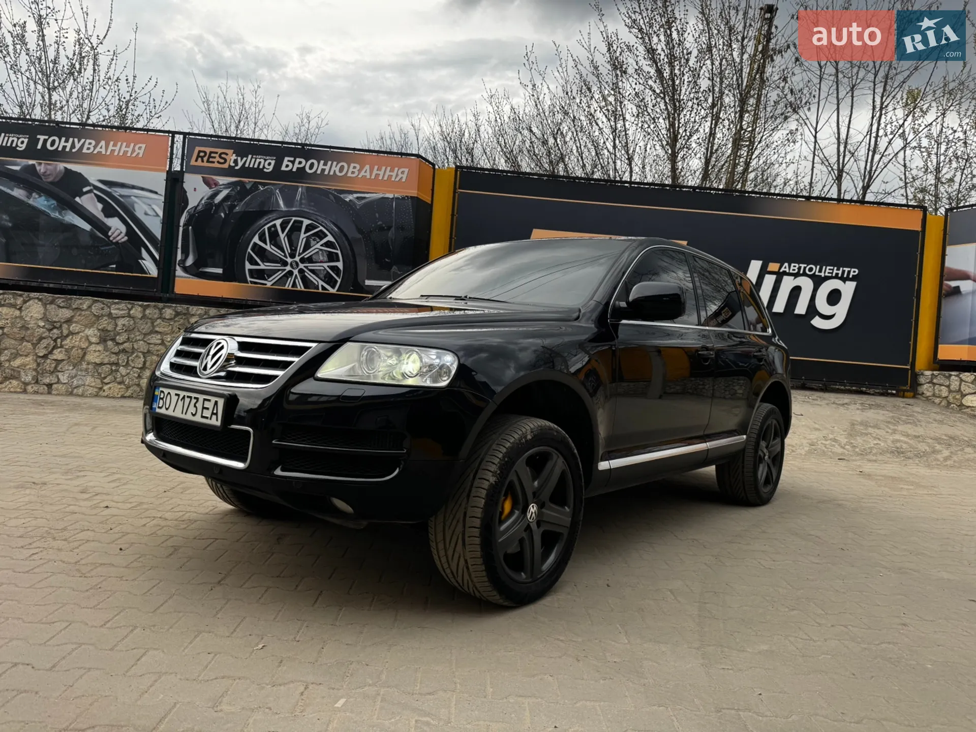 Volkswagen Touareg, 2004