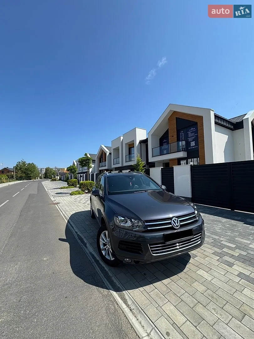 Volkswagen Touareg, 2011
