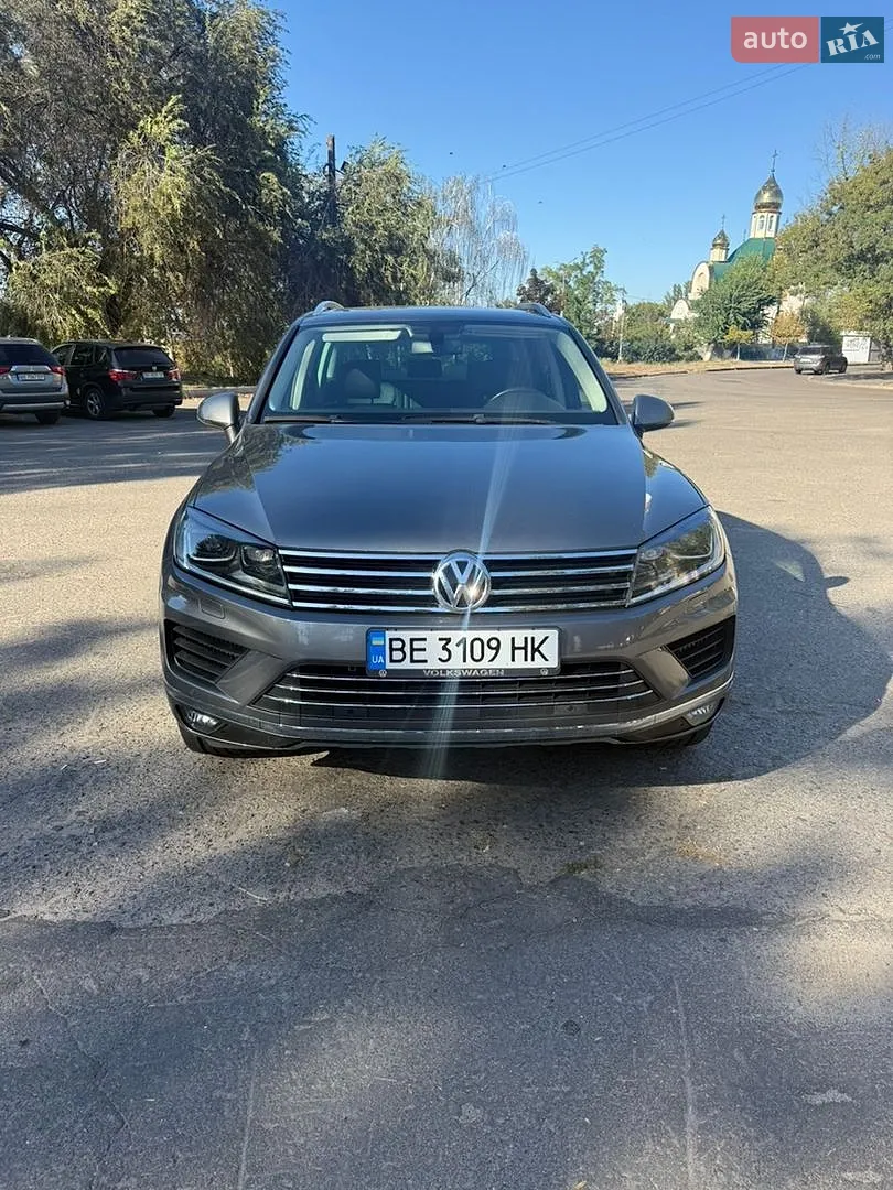 Volkswagen Touareg, 2015